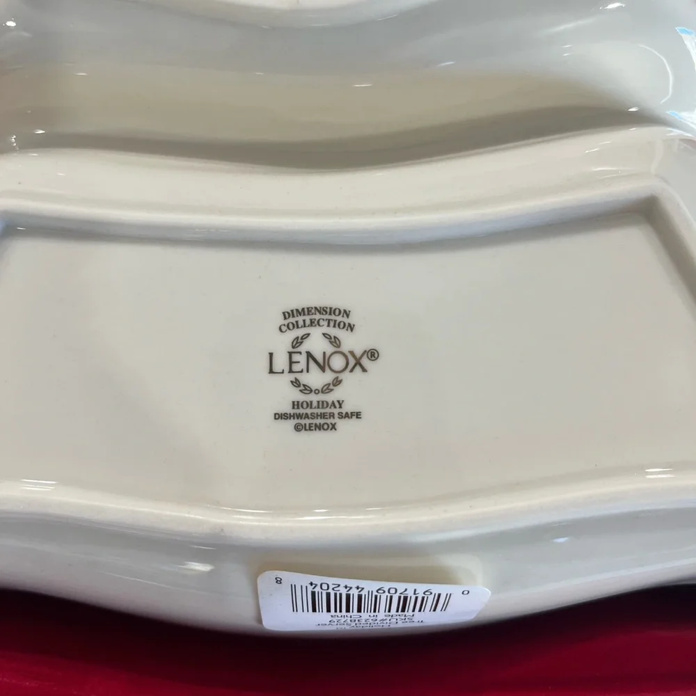 Christmas Serving Dish  Lenox Holiday Tree Divided Server 3 sections. New - Picture 8 of 10